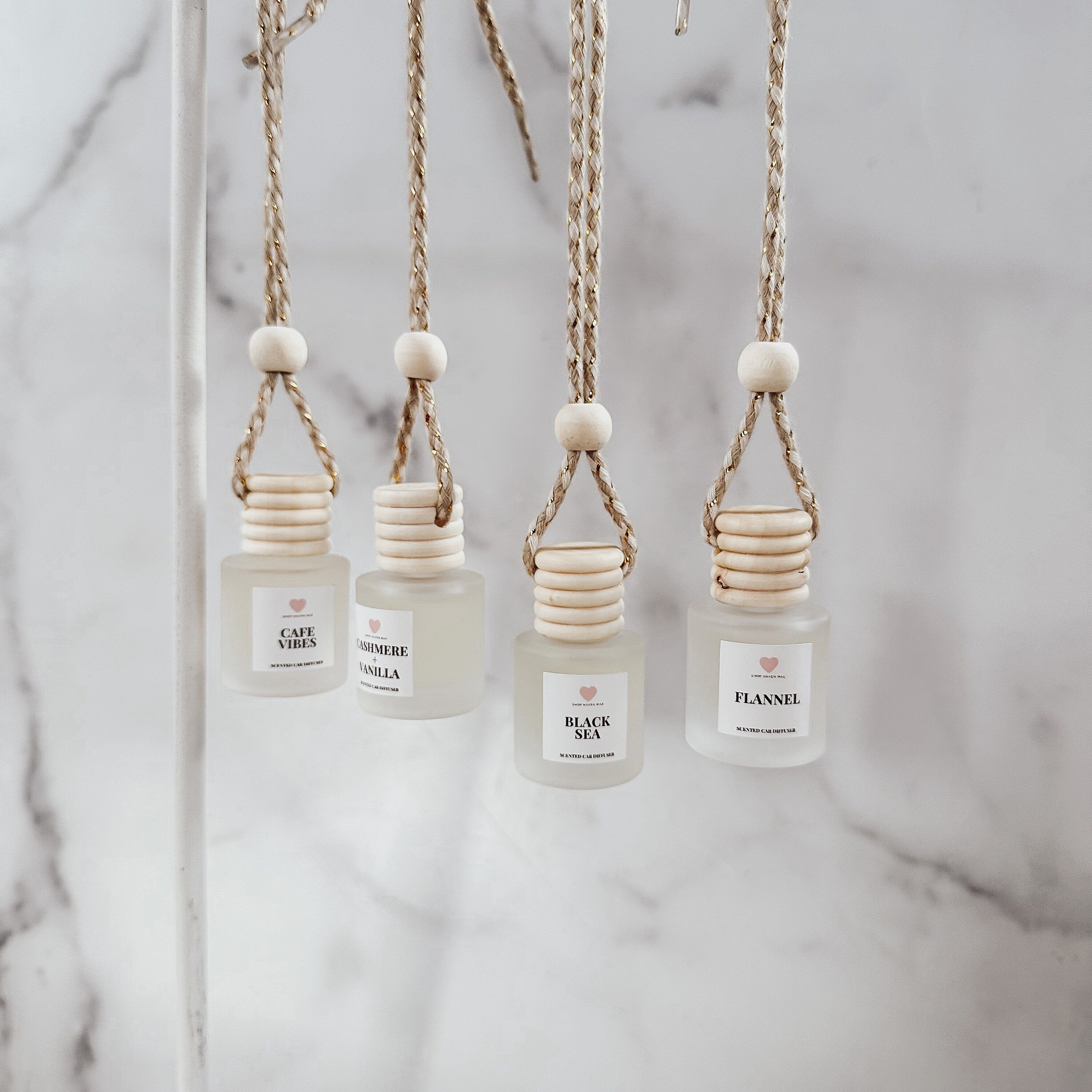 Car Scented Diffuser Air Freshener Hanging and Car Vent Clip StyleFreshies Hanging Car Diffuser